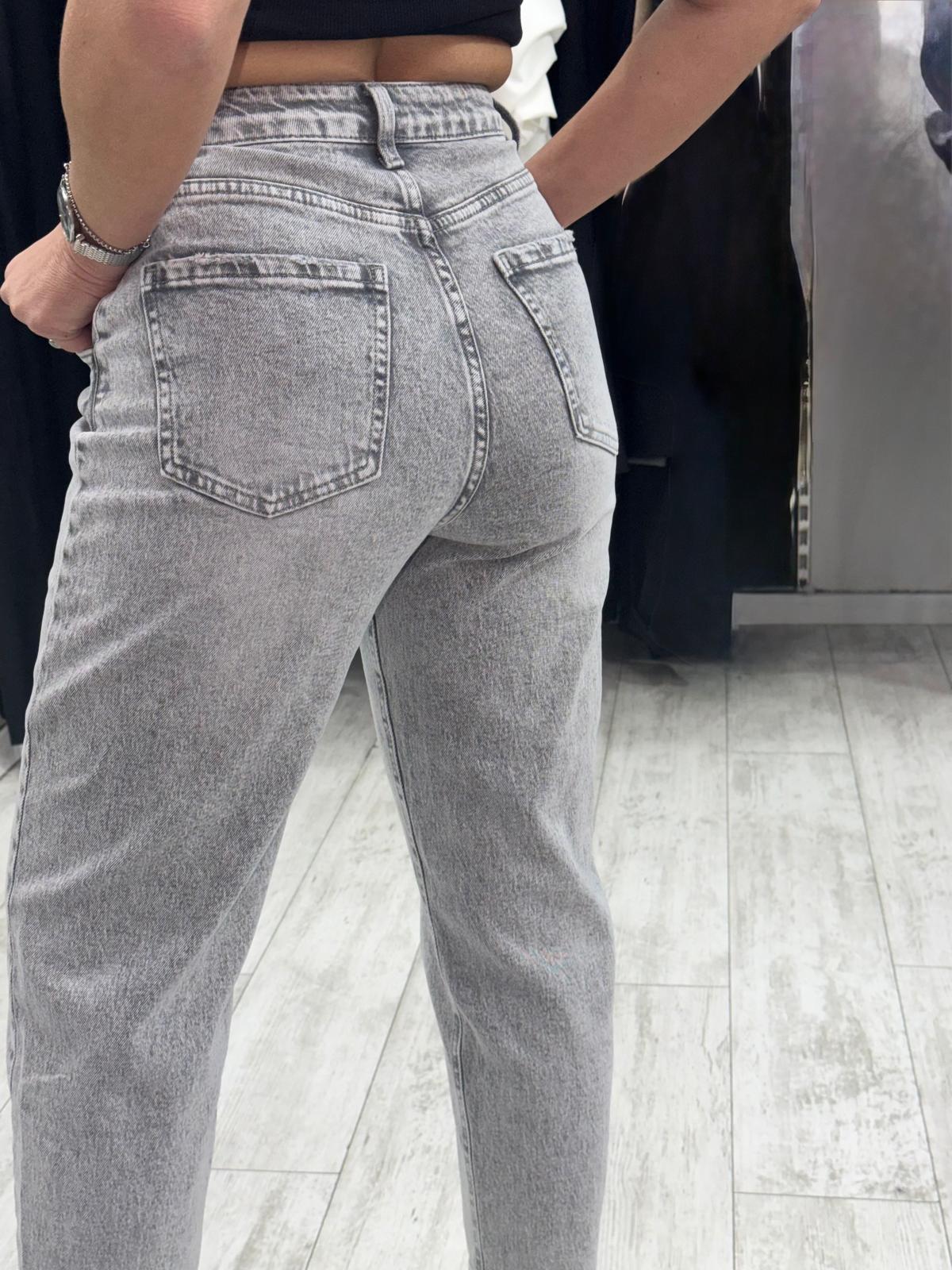 ג'ינס High-Waist