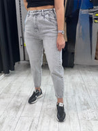 ג'ינס High-Waist