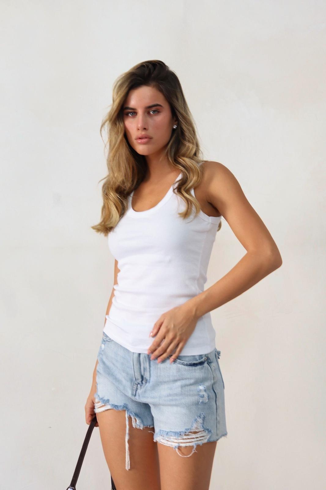 גופיית מיה